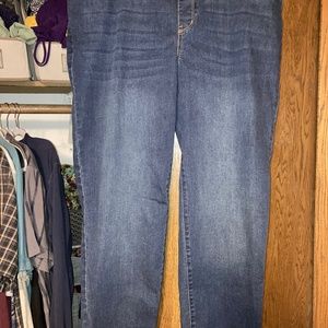 Women’s Plus Size jeans